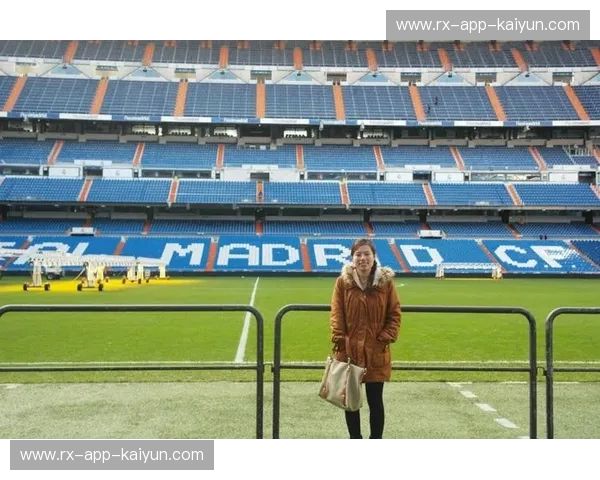 伊比利亚的双星闪耀：那场重新定义足球边界的“双牙”之战